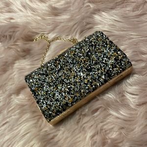 Cute Clutch with Chain